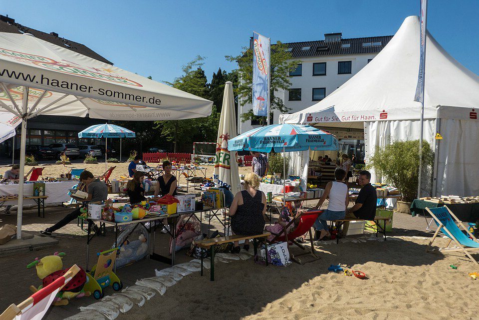 Büchertausch, Kindertrödel und „Puzzletausch“ in Haan